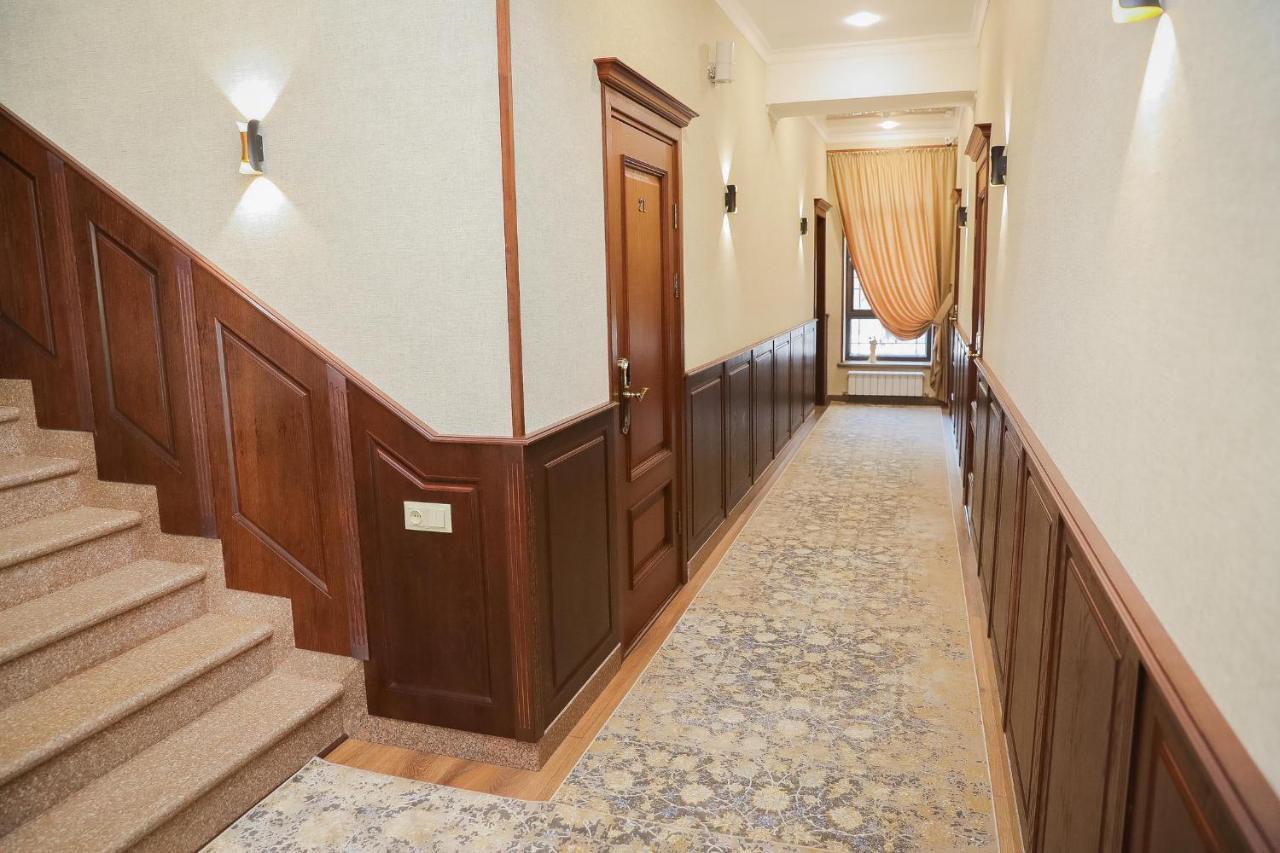 Riviera Hotel Bișkek Exterior foto
